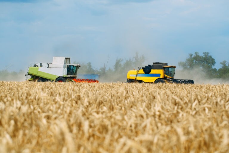 Прайс ГП «Агро-Донбасс» на услуги по обработке земли, посеву, химобработке и уборке сельхозкультур