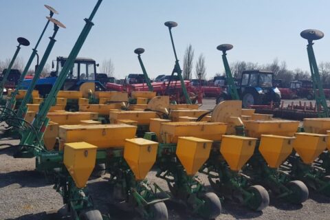 Сельхозтехника ГП «Агро-Донбасс» приступила к проведению весенних полевых работ (фото)